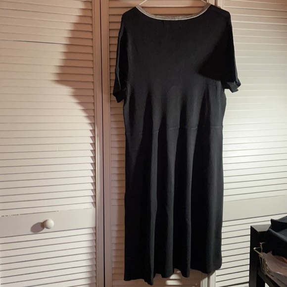 Short sleeve V-neck black dress 65% viscose 35% Nylon - Picture 2 of 3